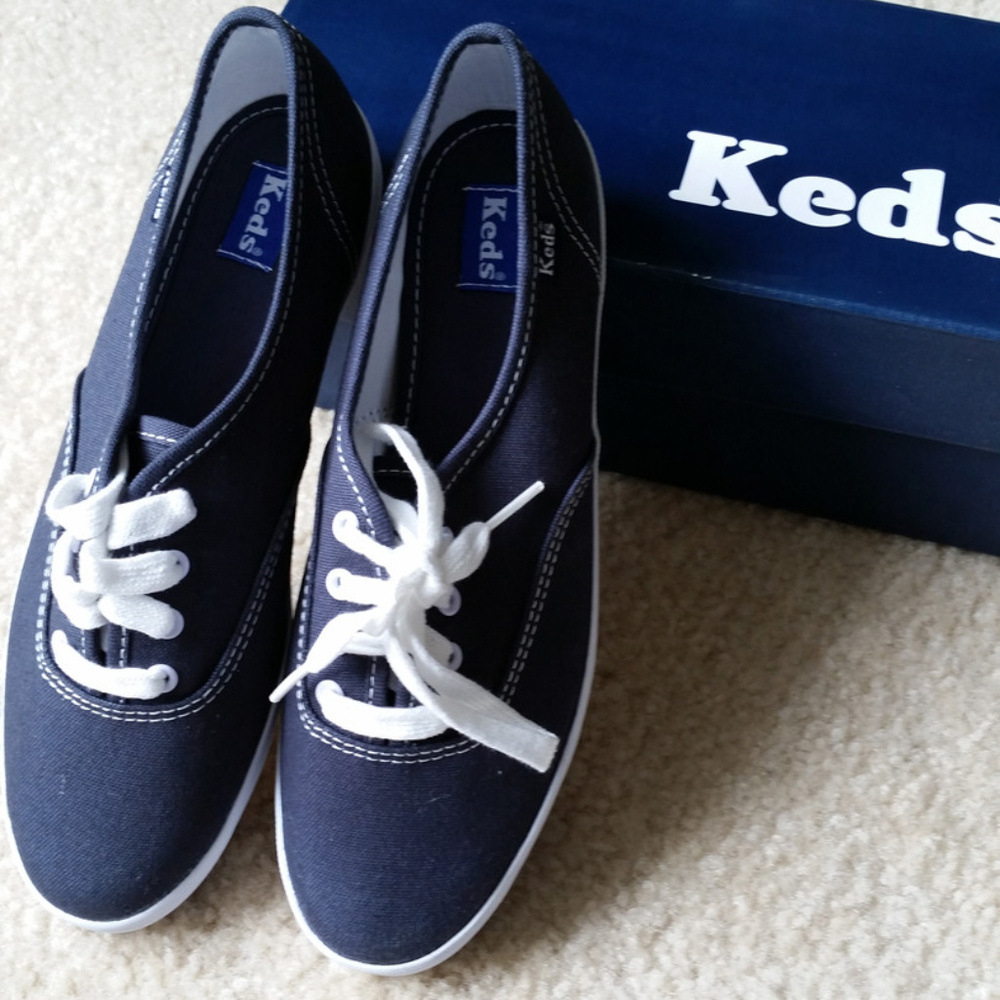 6M KEDS Champion Navy Canvas Sneakers (NEW!)